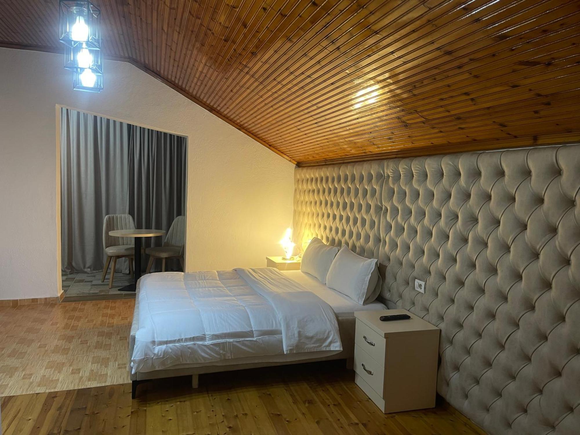 Four Generation Hotel Shiroka ภายนอก รูปภาพ